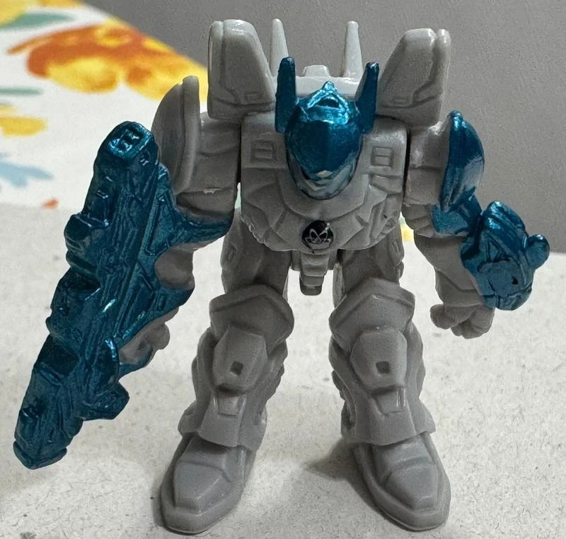 Figura General Ferrox Ferrum Atom Atomicron Giochi Preziosi 2013